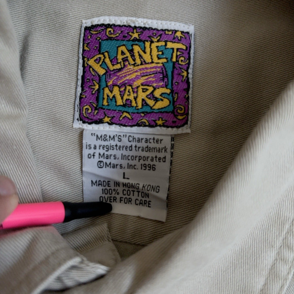 Vintage 90's Planet Mars M & M's Candy Shirt Men's Size Large Beige Embroidered - Picture 7 of 8